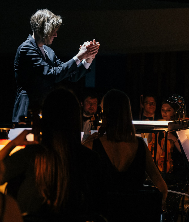 Robert Ames &mdash; About